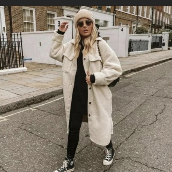 Sold Teddy coat jacket - Picture 7 of 7